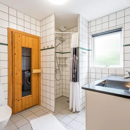Holiday home 6 Person Holiday Home In Hemmet *