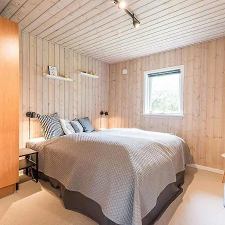6 Person Holiday Home In Hemmet Holiday home *